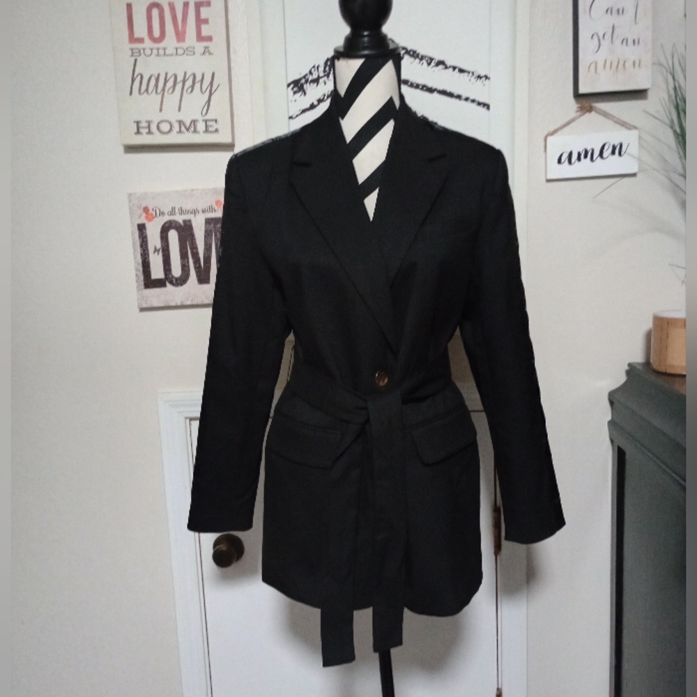 NWT Future Collective Kahlana Barfield Brown - Black Belted Relaxed Fit Blazer - Picture 3 of 8